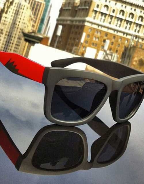 Load image into Gallery viewer, Jase New York Avery Sunglasses in Fire Red - buyzen
