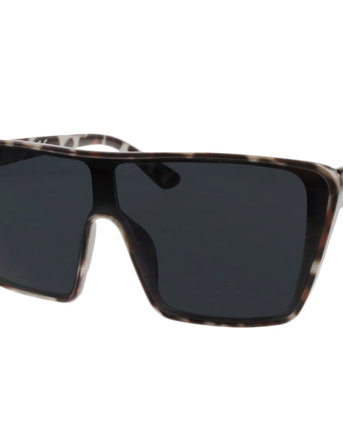 Load image into Gallery viewer, Private Party Sunglasses - buyzen
