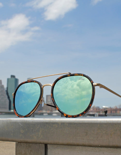 Load image into Gallery viewer, Jase New York Stark Sunglasses in Havana - buyzen
