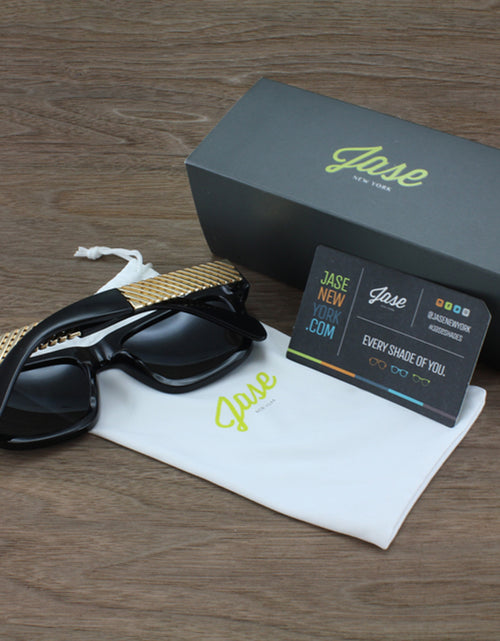 Load image into Gallery viewer, Jase New York Royce Sunglasses in Gloss Black - buyzen
