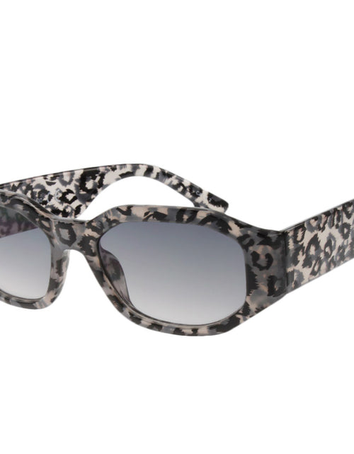 Load image into Gallery viewer, Socialite Sunglasses - buyzen
